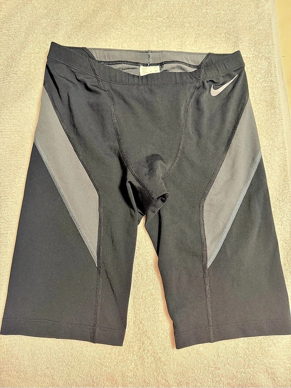 Nike Pro Men's Bike Shorts / Compression Shorts Black & Gray Size M